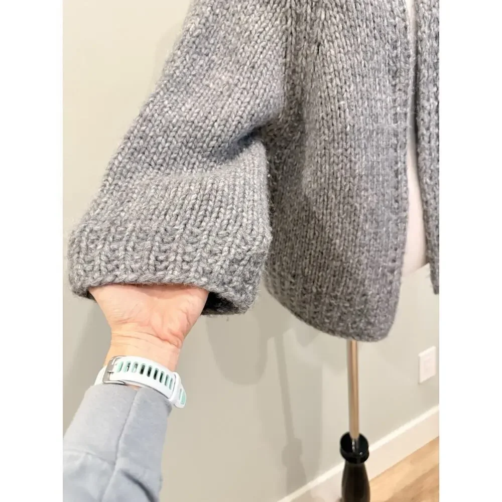 Handmade Hand Knit Chunky Cardigan Sweater Women’s M/L Gray Boxy Loose